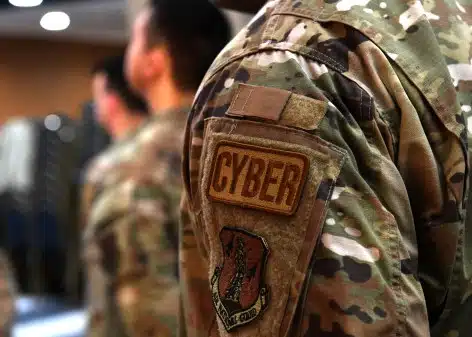 Подготвя ли се САЩ за голяма кибервойна? Спешна актуализация на хакерската армия