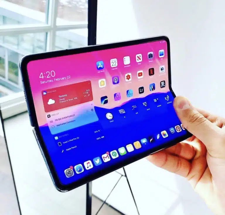 Как Apple възнамерява да реши най-големия недостатък в дизайна на сгъваемия телефон