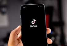 Приложението TikTok се завръща в магазините за приложения на Apple и Google в САЩ