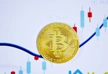 Биткойн се срина под 92 000 долара след увеличаване на митата в Съединените щати
