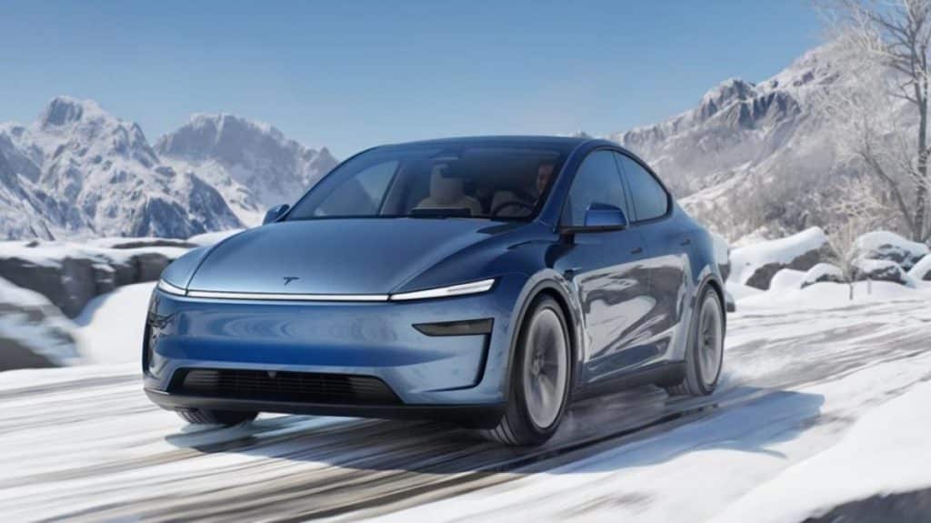 Продажбите на електромобили Tesla се сринаха в Калифорния, Китай и Европа