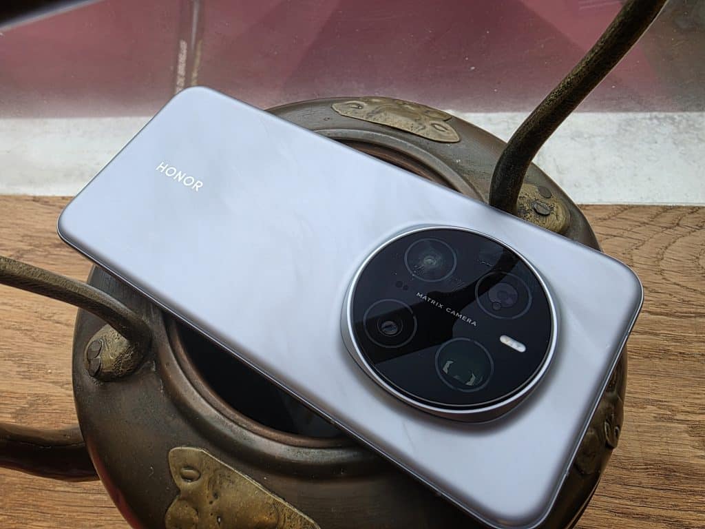 Honor Magic 7 Pro – Най-добрата камера в смартфон? Honor има силен аргумент!