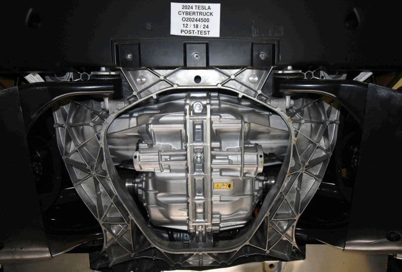 Tesla Cybertruck получи най-висок резултат за безопасност в тестовете NHTSA