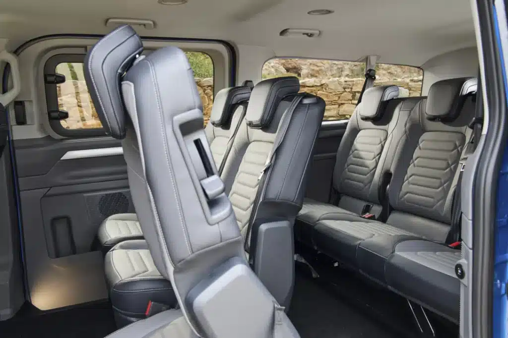 Дизел, хибрид или електричество: новият Volkswagen Transporter излиза на пазара (снимки)