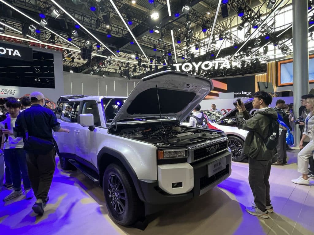 Toyota ще открие завод за производство на електромобили Lexus и батерии за тях в Китай до 2027 година