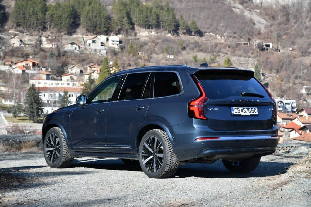 Новият Volvo XC90: Тестдрайв, който започна с комфорт и завърши с усмивка