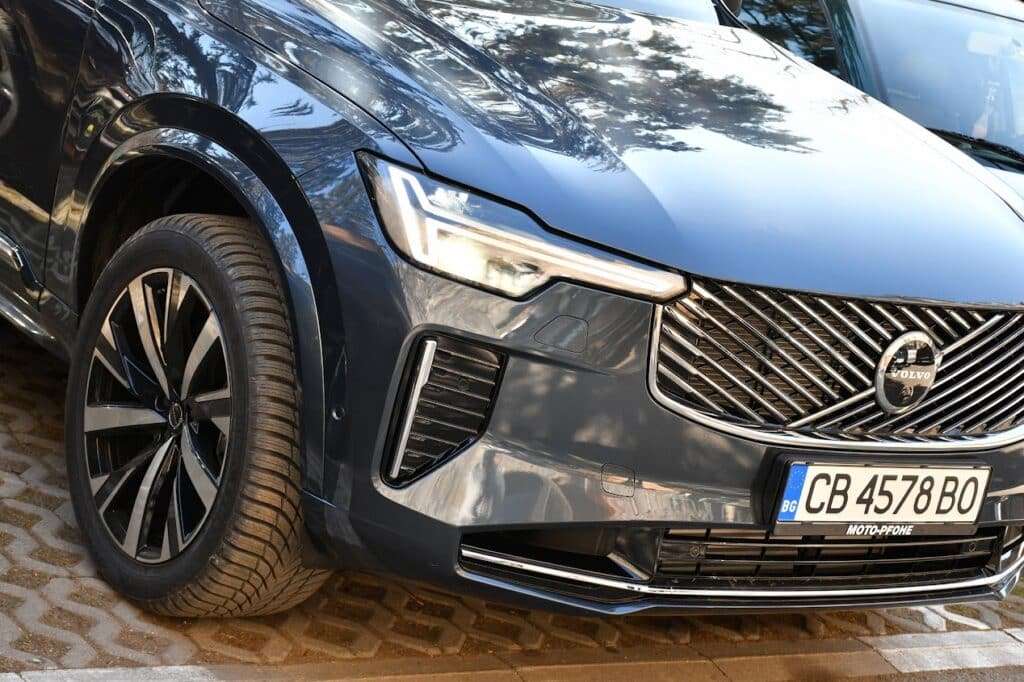 Новият Volvo XC90: Тестдрайв, който започна с комфорт и завърши с усмивка