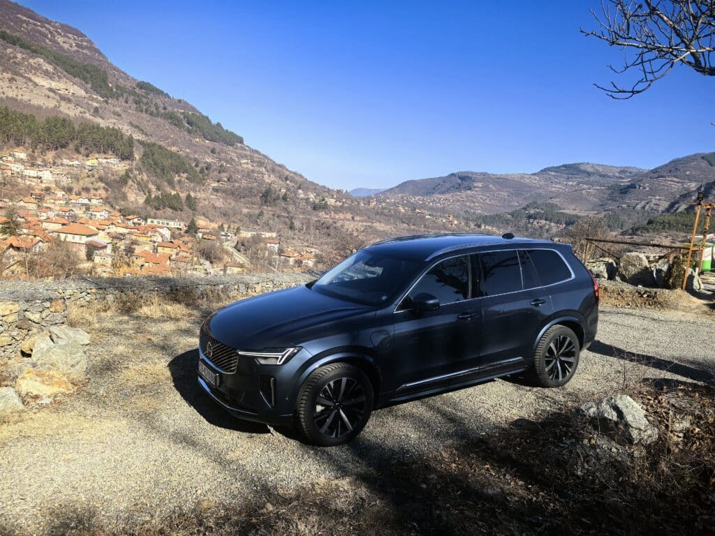 Новият Volvo XC90: Тестдрайв, който започна с комфорт и завърши с усмивка