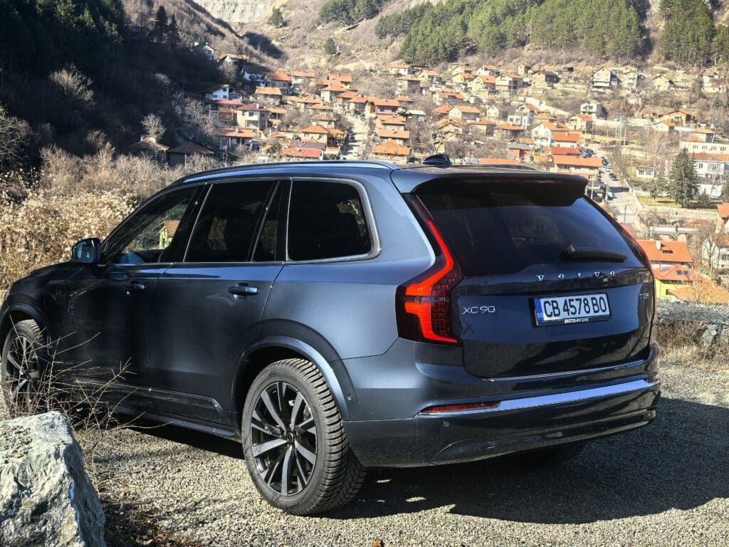 Новият Volvo XC90: Тестдрайв, който започна с комфорт и завърши с усмивка