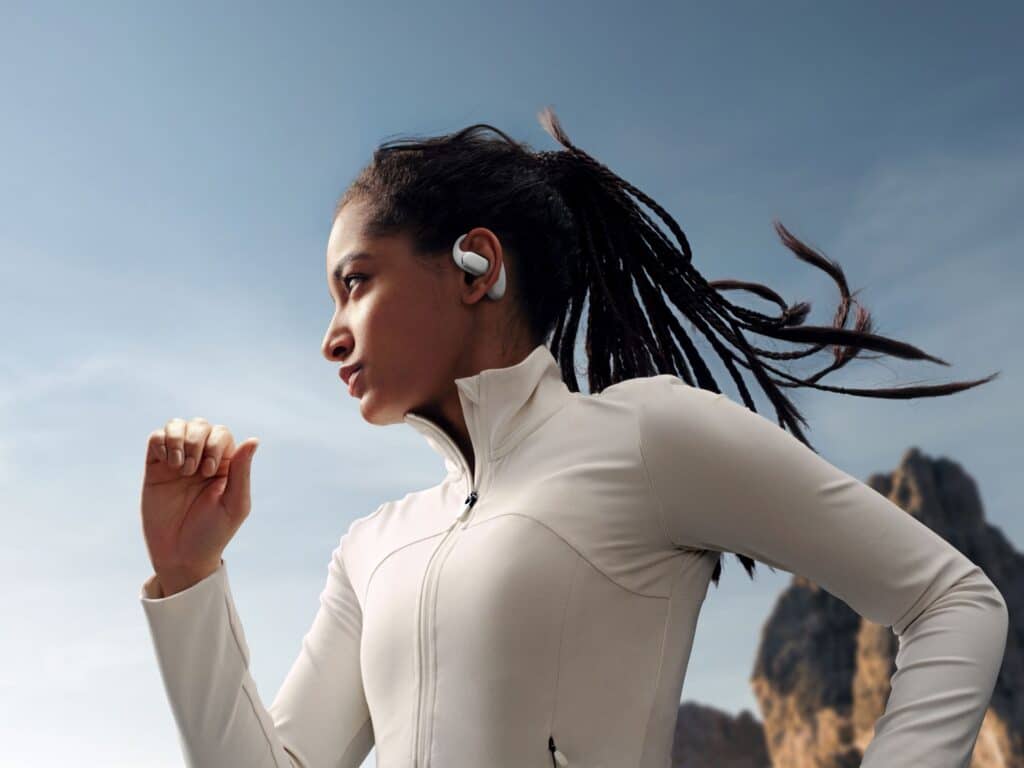 HUAWEI FreeArc – първите open-ear слушалки на Huawei с кукички за уши, създадени за активен начин на живот