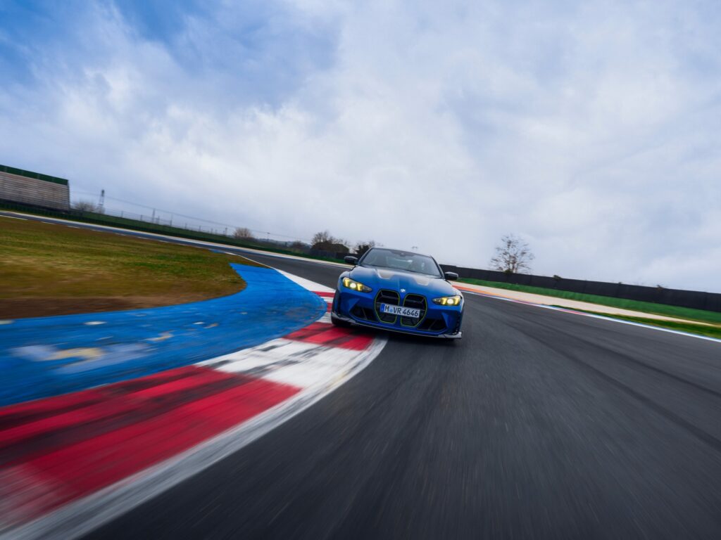 BMW M4 CS Edition VR46: Ексклузивен спортен шедьовър в чест на Валентино Роси