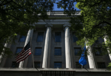 WSJ: Правителствената поща на САЩ е под контрола на Китай