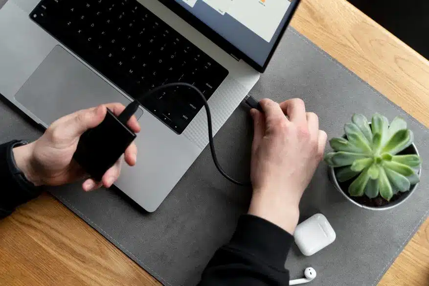 Безопасното изваждане на USB стика: мит или необходимост