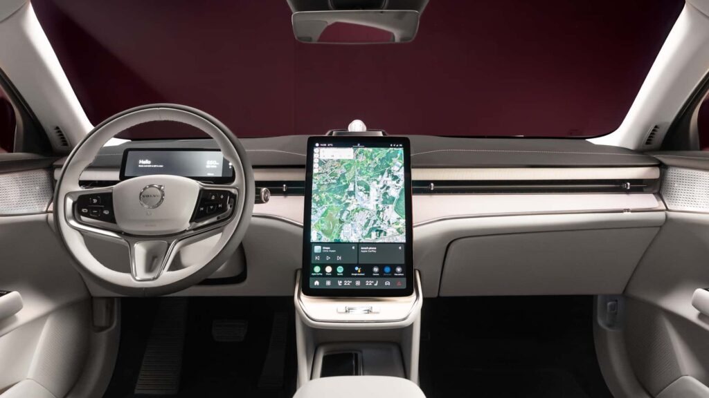 Новото Volvo ES90 – изцяло електрически седан с пробег от 700 километра