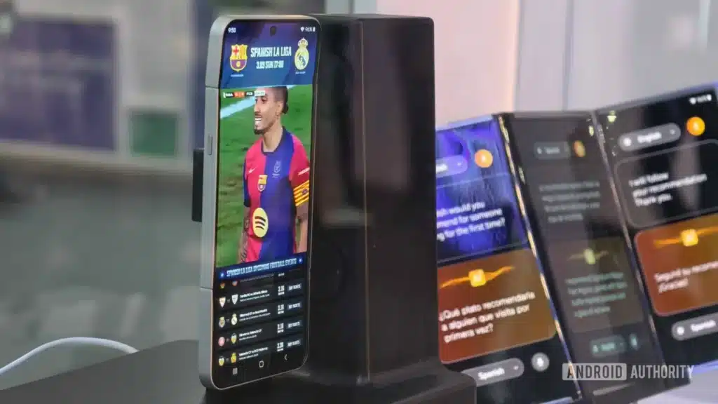 Samsung показа прототипи на сгъваем асиметричен смартфон и сгъваема портативна гейминг конзола