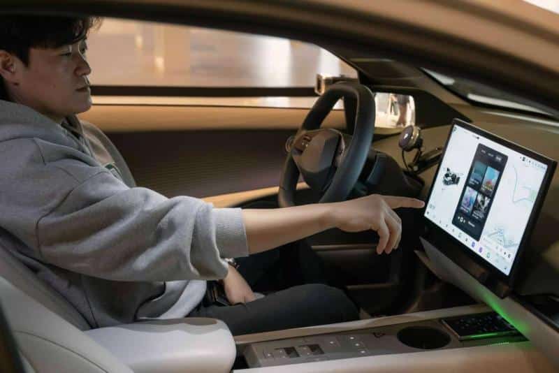 Hyundai представи нова мултимедийна система, която наподобява тази на Tesla