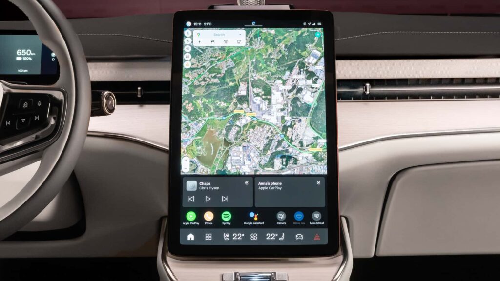 Новото Volvo ES90 – изцяло електрически седан с пробег от 700 километра