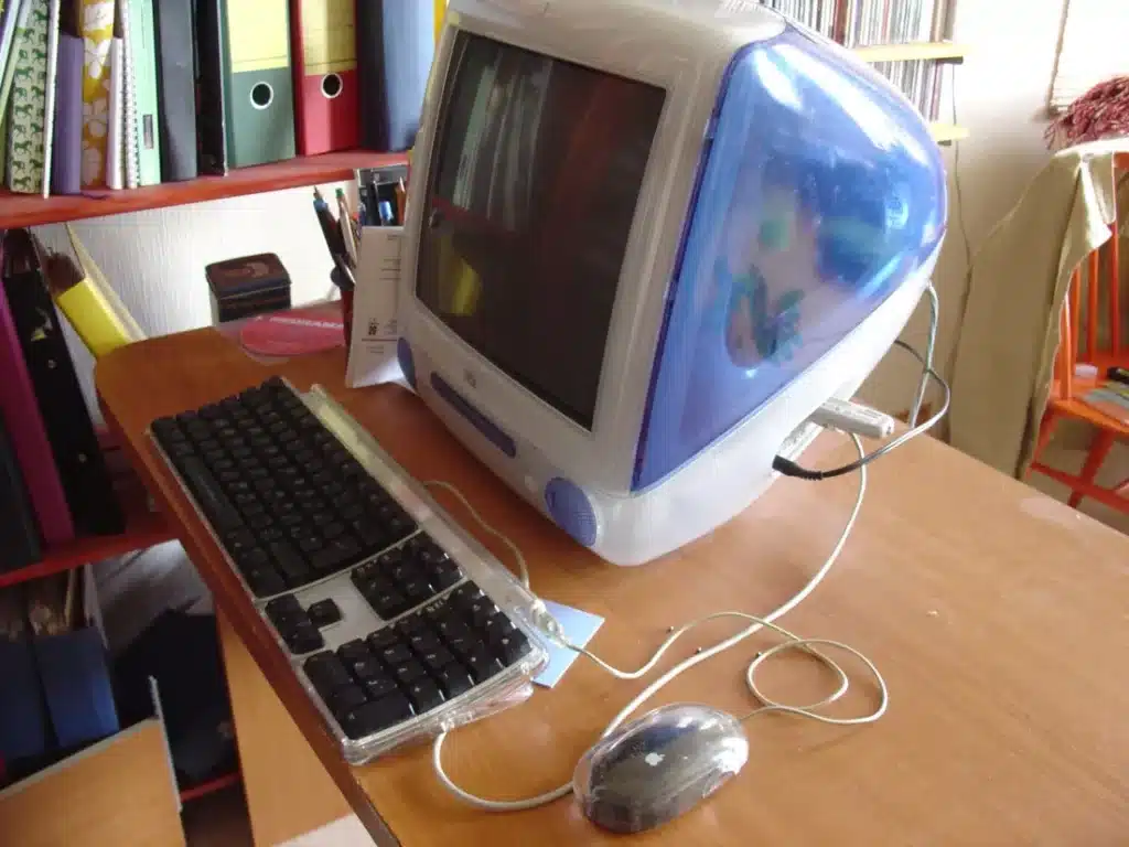 iMac: Компютърът, който спаси Apple
