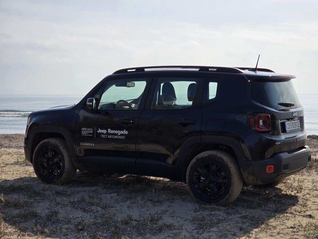 Jeep Renegade 4xe PHEV – Малък, но корав: Истински офроудър или градски хибрид?