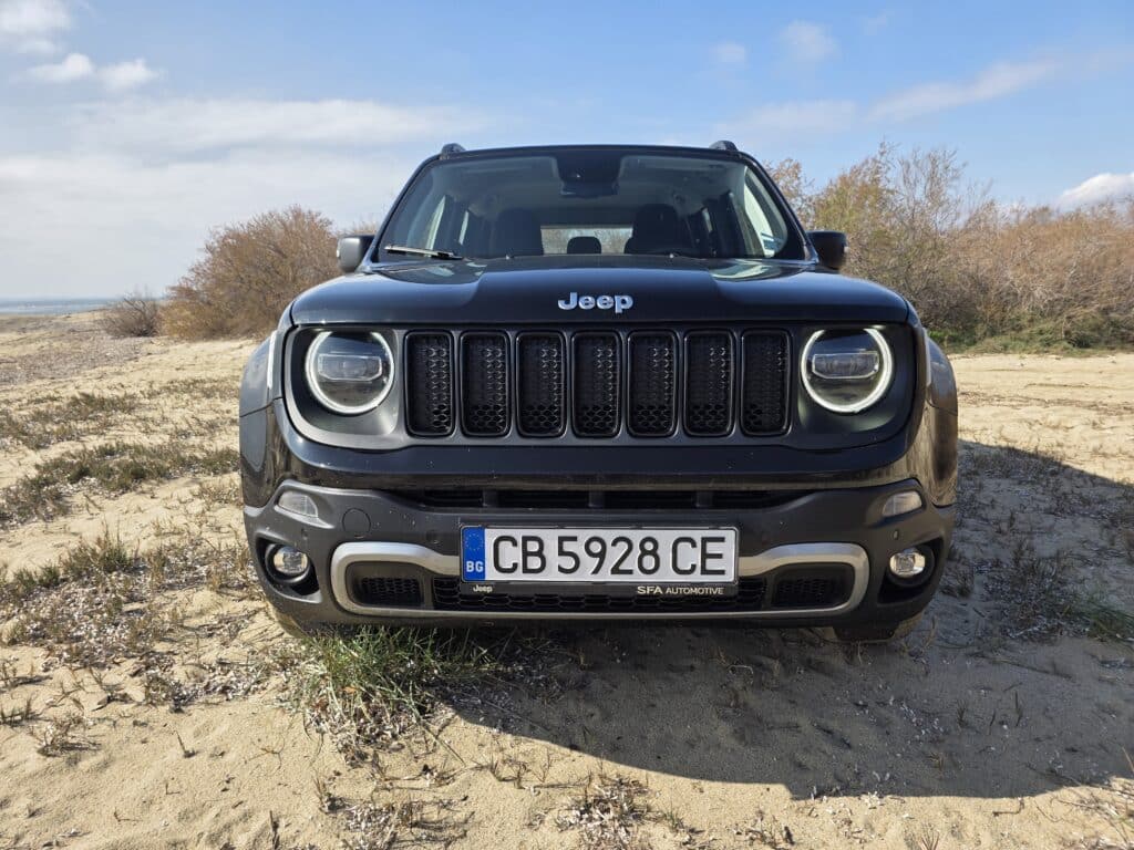 Jeep Renegade 4xe PHEV – Малък, но корав: Истински офроудър или градски хибрид?