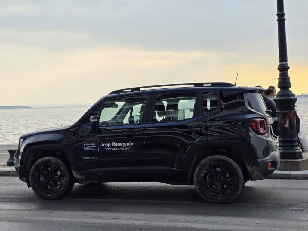 Jeep Renegade 4xe PHEV – Малък, но корав: Истински офроудър или градски хибрид?