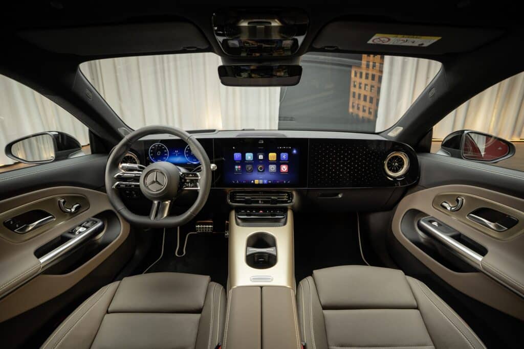 Новото CLA: най-интелигентният автомобил на Mercedes-Benz досега
