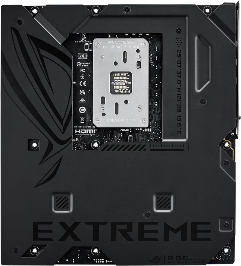 Asus ще пусне флагманската дънна платка ROG Crosshair X870E Extreme за овърклок на Ryzen 9000