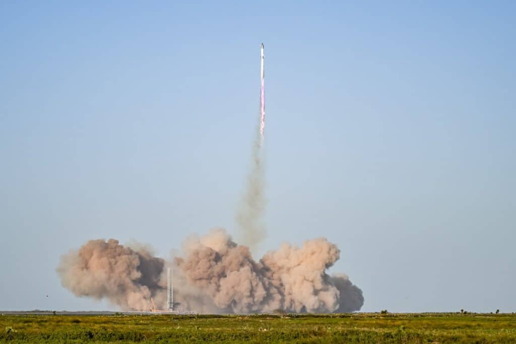 Втората поредна експлозия на Starship в небето може да означава фундаментални проблеми с кораба