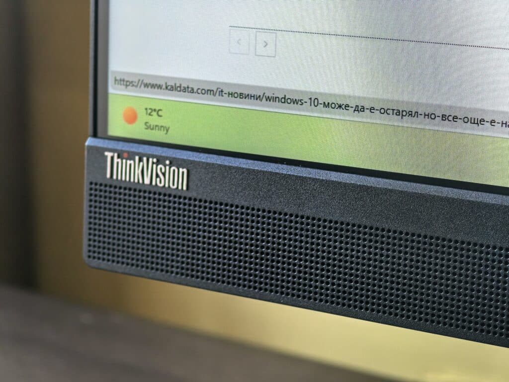 Lenovo ThinkCentre Neo Ultra и ThinkVision T24mv-30 – малкият сетъп с големи възможности