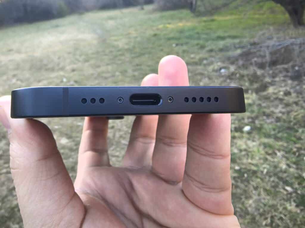 iPhone 16e – най-евтиният начин да имаш нов iPhone, но има ли уловка?