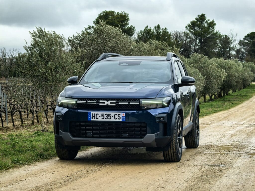 Bigster по френски: простор, технологии и истински Dacia дух