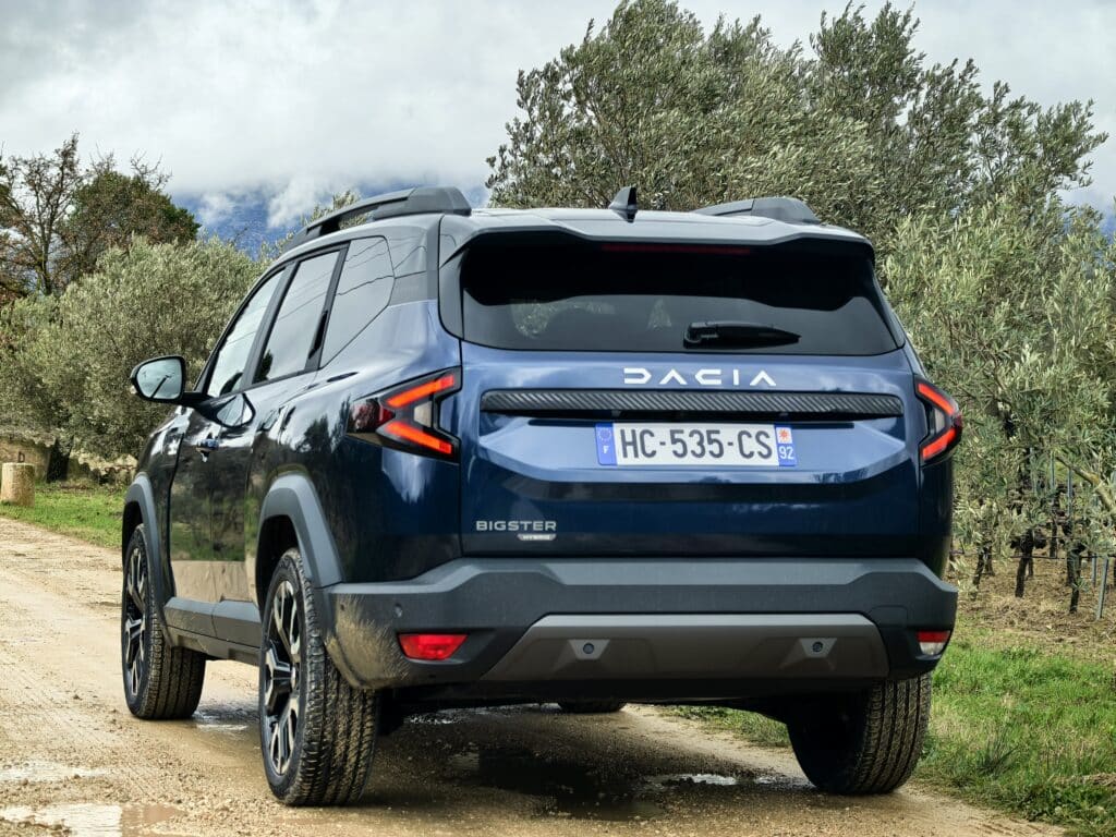 Bigster по френски: простор, технологии и истински Dacia дух
