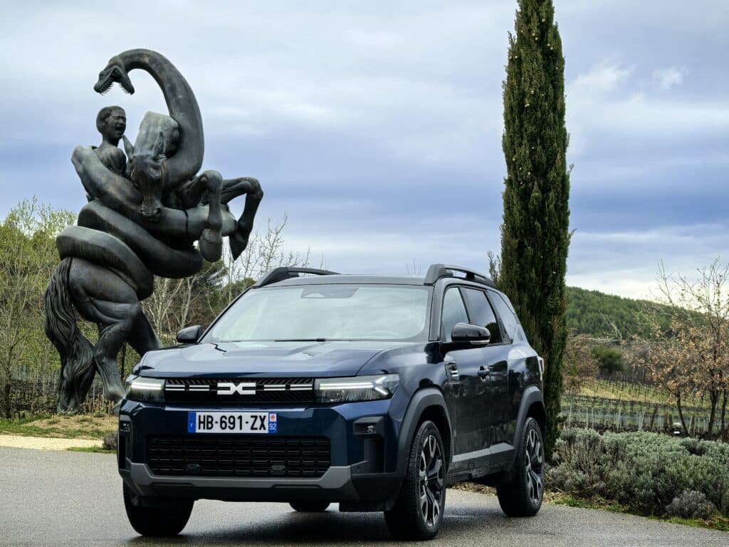 Bigster по френски: простор, технологии и истински Dacia дух