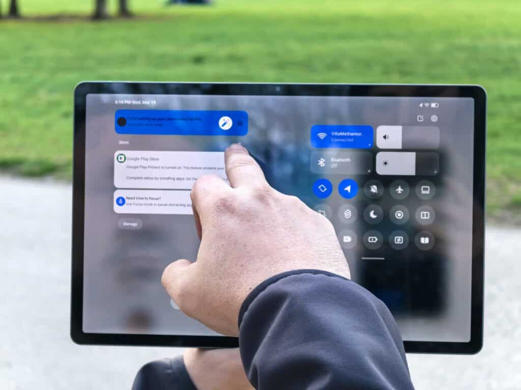 Lenovo IdeaTab Pro – впечатляващ дисплей, мощен хардуер и стилус в комплекта