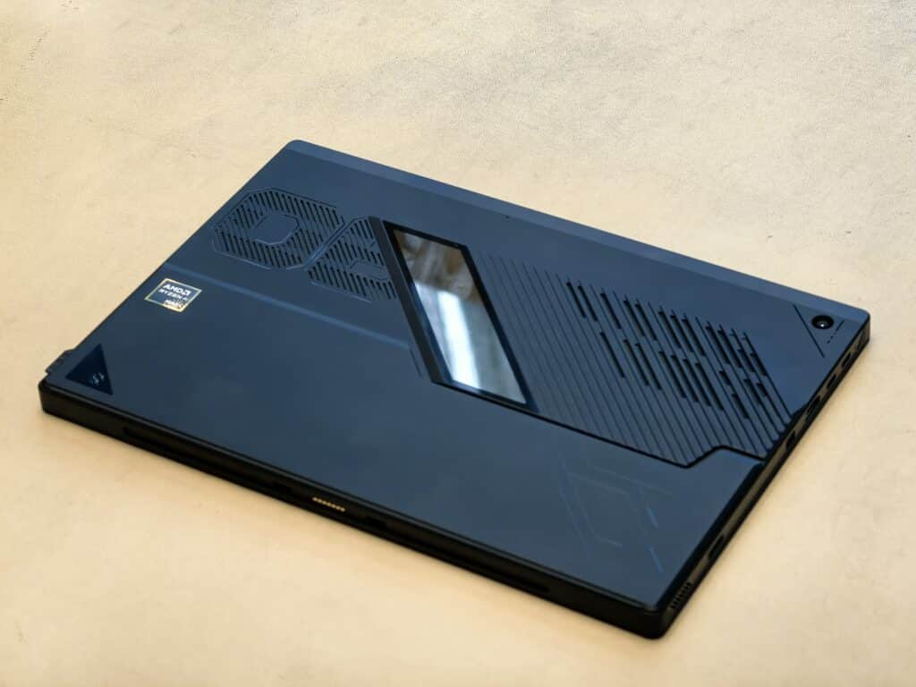 ASUS ROG Flow Z13 (2025) – Таблетът, който изяде геймърските лаптопи