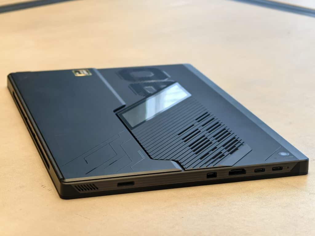 ASUS ROG Flow Z13 (2025) – Таблетът, който изяде геймърските лаптопи