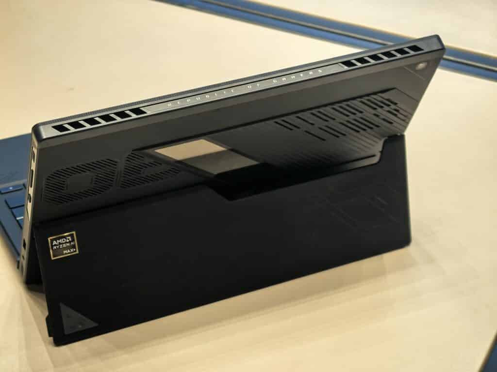 ASUS ROG Flow Z13 (2025) – Таблетът, който изяде геймърските лаптопи