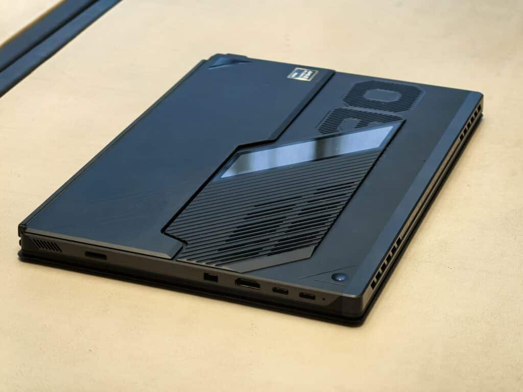 ASUS ROG Flow Z13 (2025) – Таблетът, който изяде геймърските лаптопи