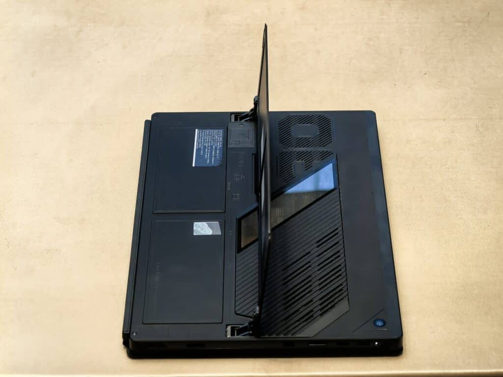 ASUS ROG Flow Z13 (2025) – Таблетът, който изяде геймърските лаптопи