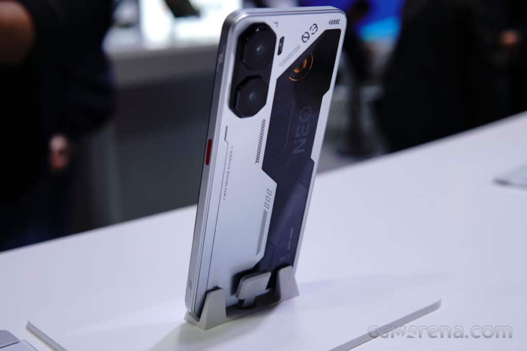 ZTE представи евтините геймърски смартфони Nubia Neo 3/Neo 3 GT и показа други нови продукти