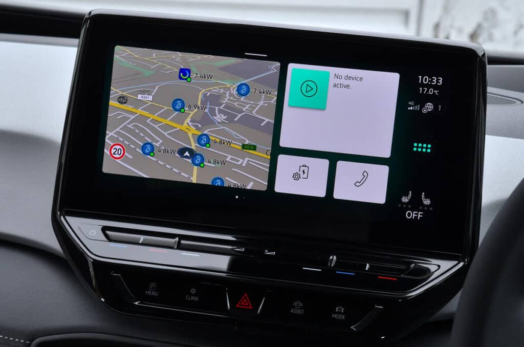 Volkswagen връща физическите бутони в автомобилите си