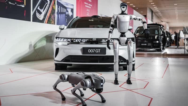 Zeekr представи G-Pilot – интелигентна система за автономно шофиране с L3 възможности