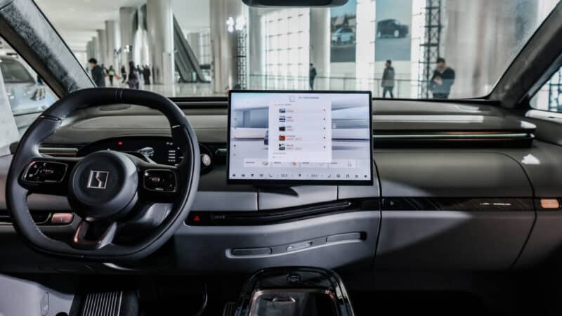 Zeekr представи G-Pilot – интелигентна система за автономно шофиране с L3 възможности