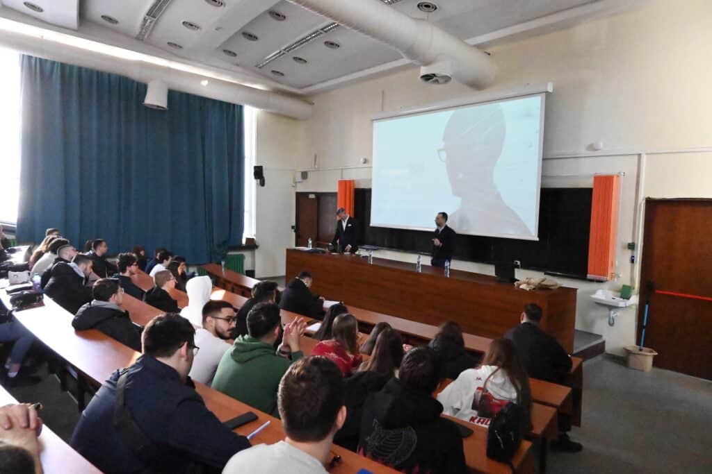 Среща на студентите от специалност „Киберсигурност“ на ТУ с Орен Елимелех и Кирил Григоров