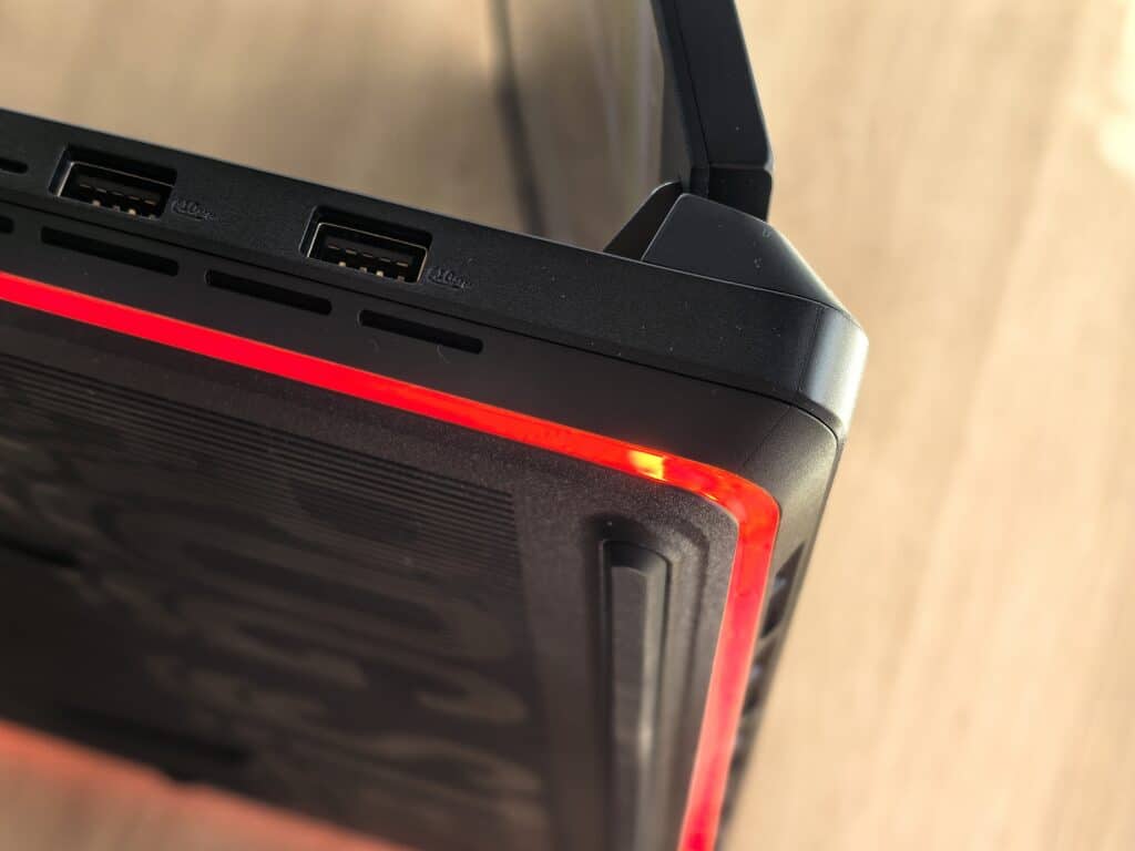 ROG Strix Scar 18 G835L: Не просто лаптоп, а мобилна еволюция на силата