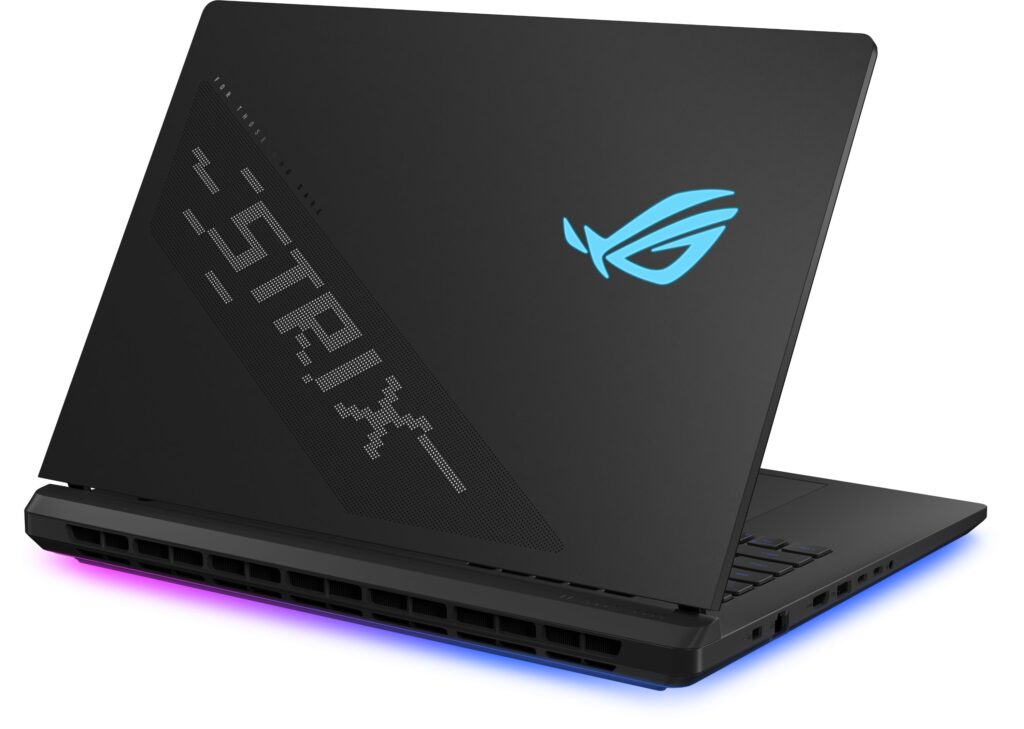 ROG Strix Scar 18 G835L: Не просто лаптоп, а мобилна еволюция на силата
