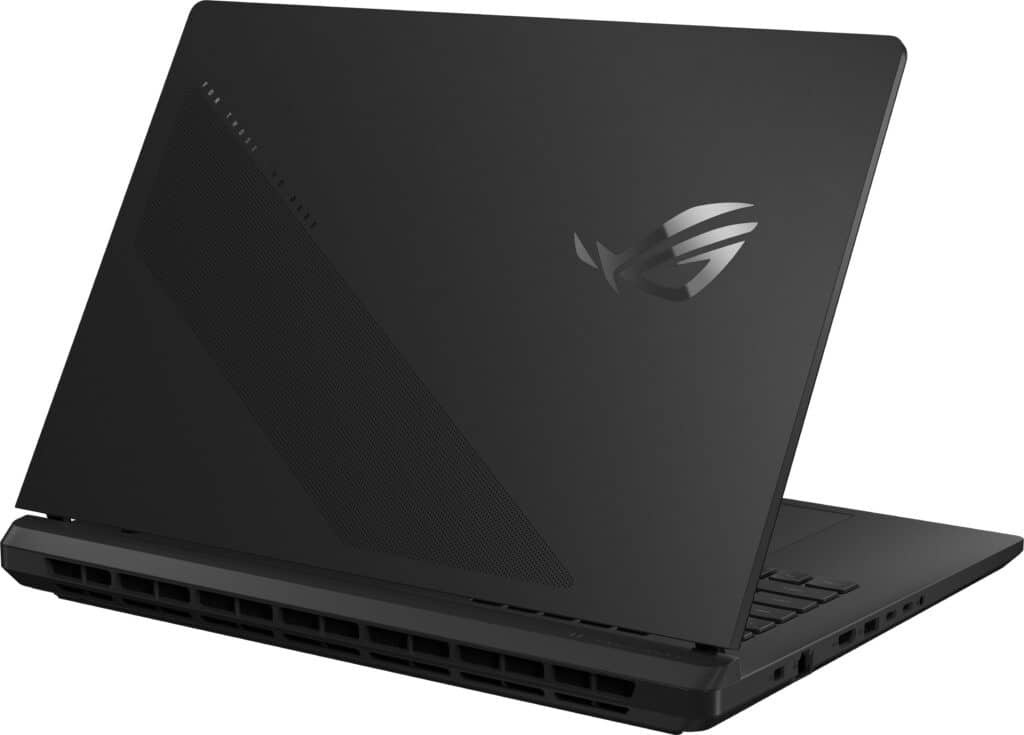 ROG Strix Scar 18 G835L: Не просто лаптоп, а мобилна еволюция на силата