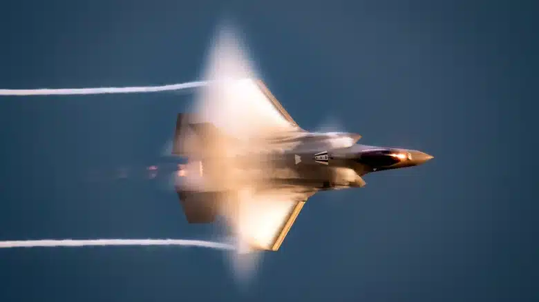 На кои държави САЩ отказва да продава самолета F-35 Lightning II