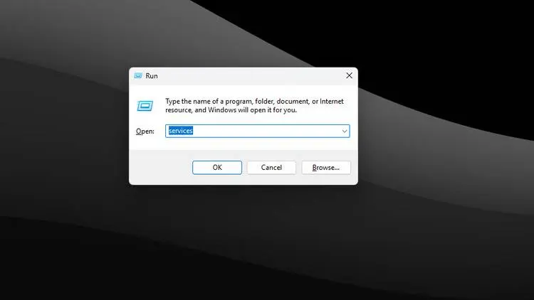 Скритите убийци на процесора: Кои Windows услуги ви забавят и как да ги спрете?