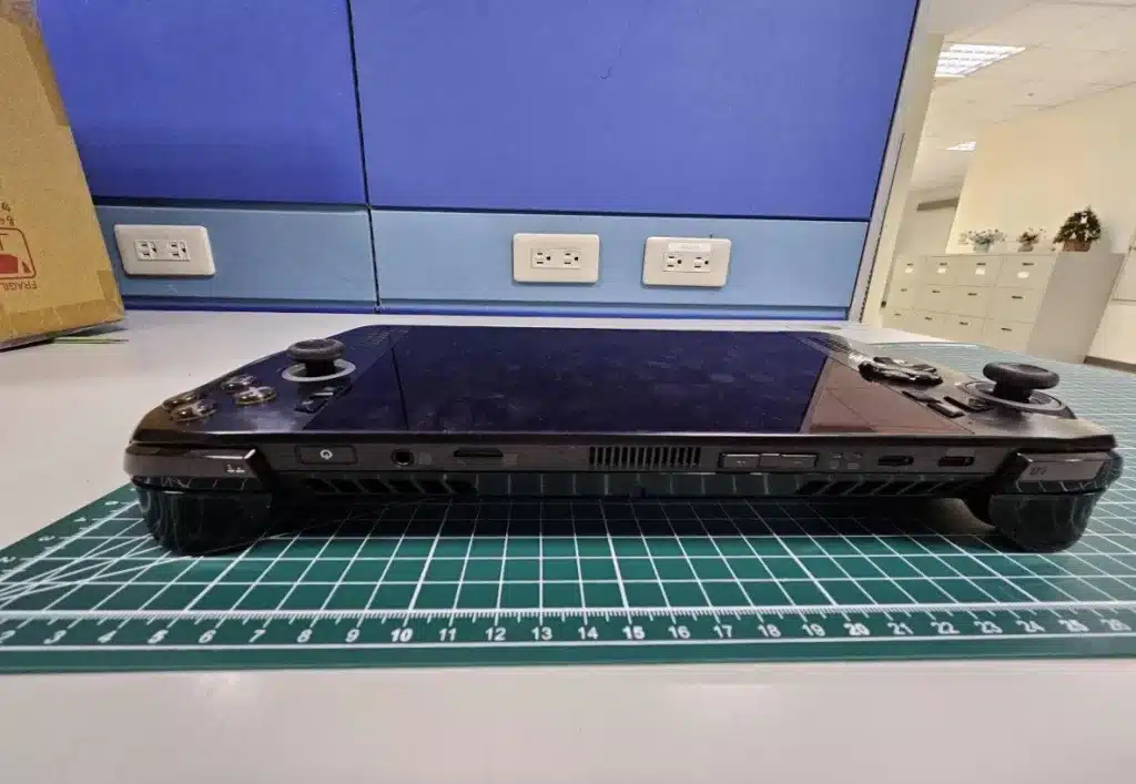 Появиха се подробности за портативния Xbox на Asus: чип Ryzen Z2 Extreme, 64GB RAM